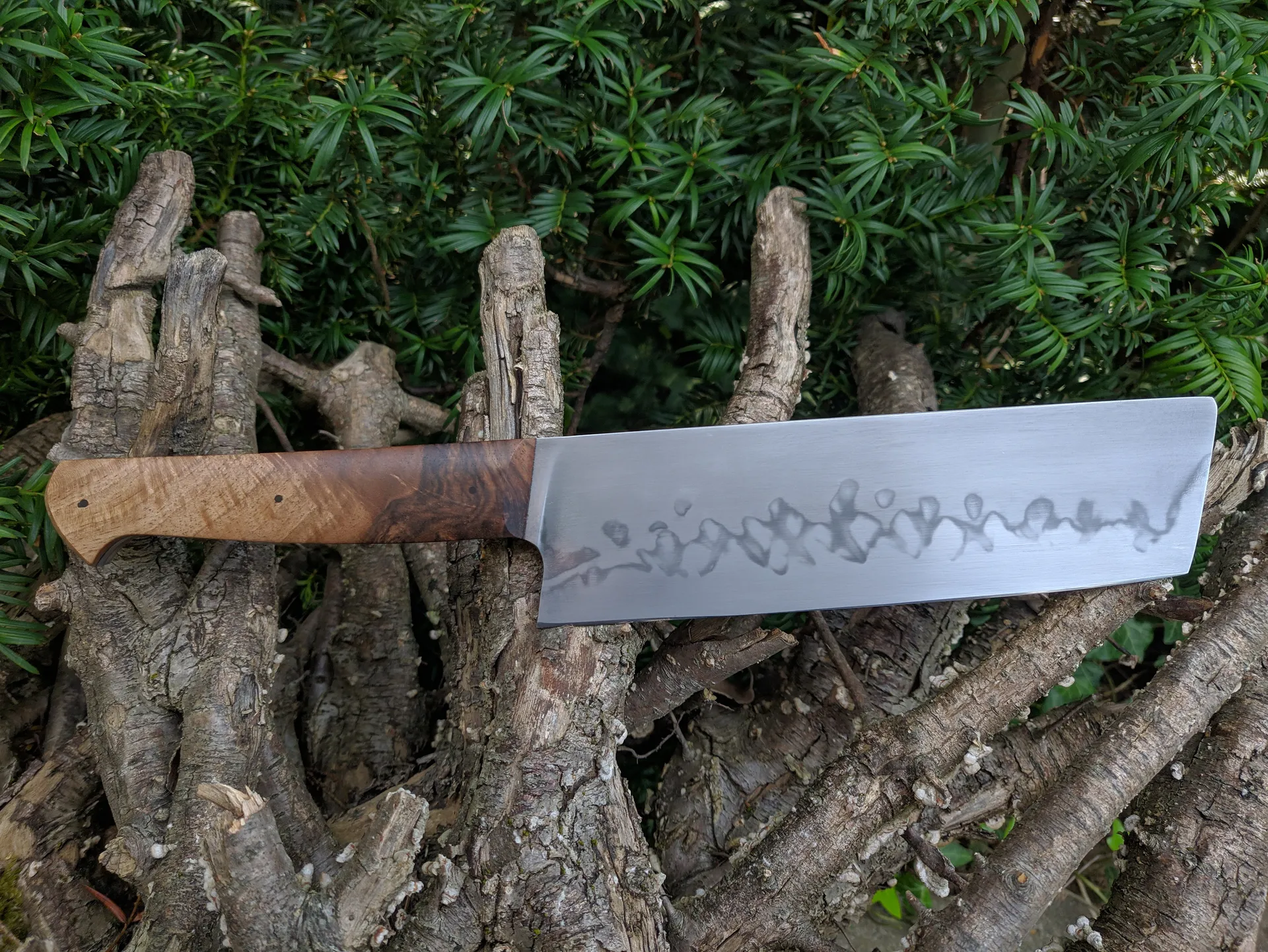 Détail de couteau artisanal avec hamon atelier sous l'éclipse - hamon-6